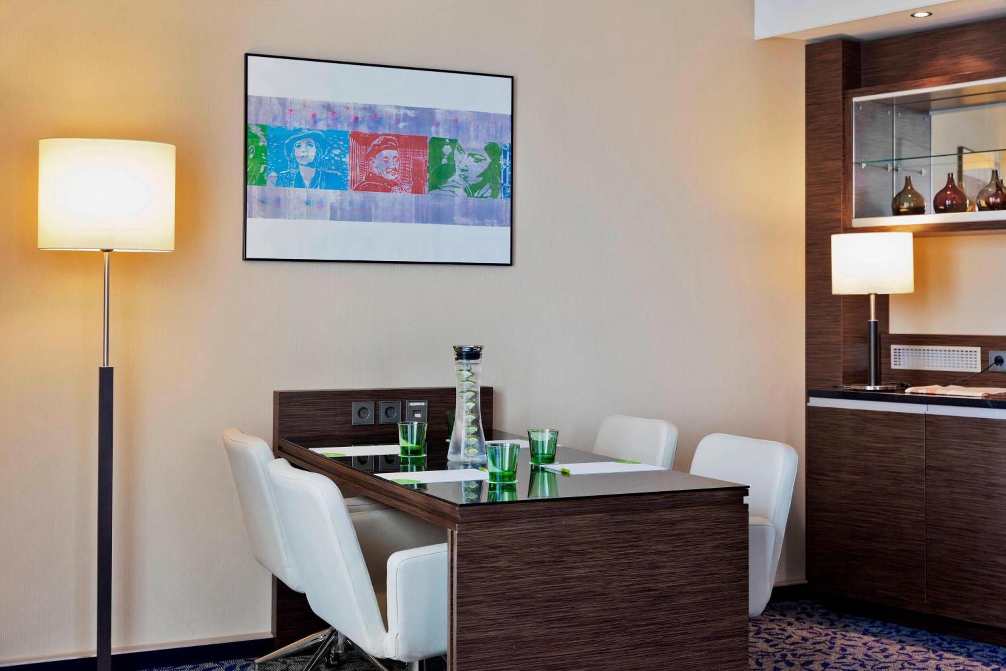One-Bedroom Suite