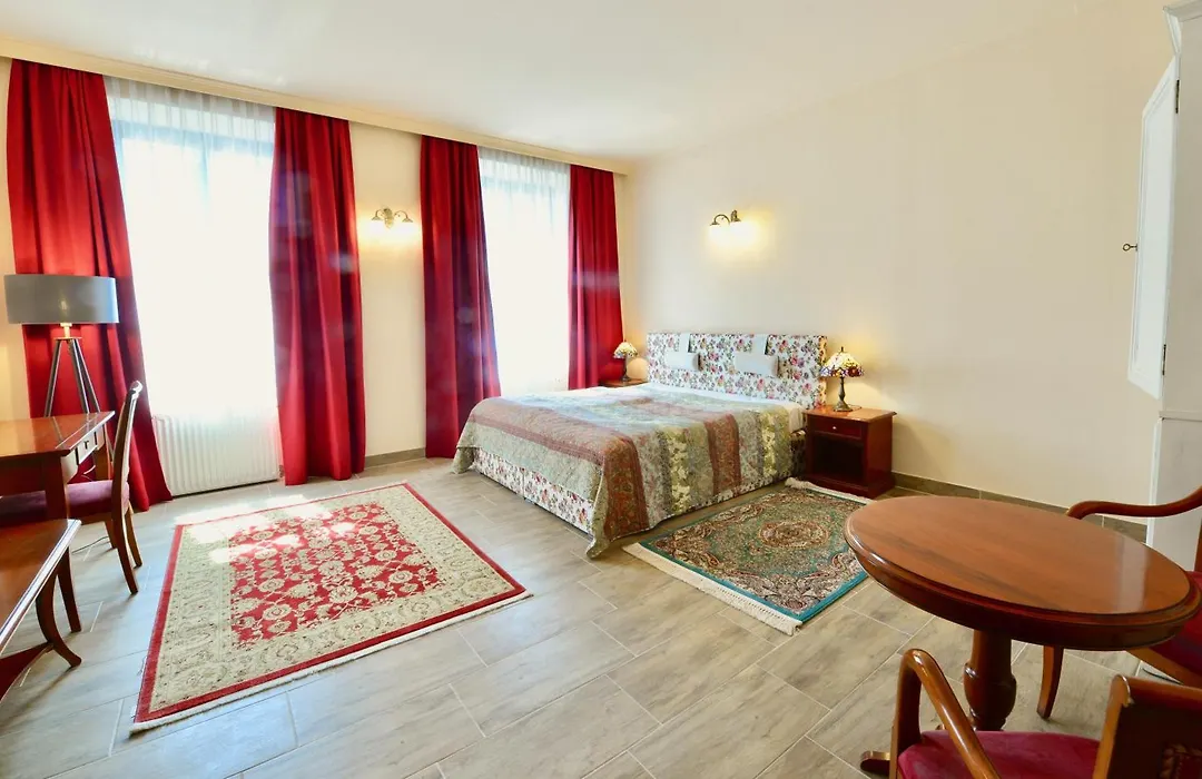 Altwienerhof Aparthotel-1