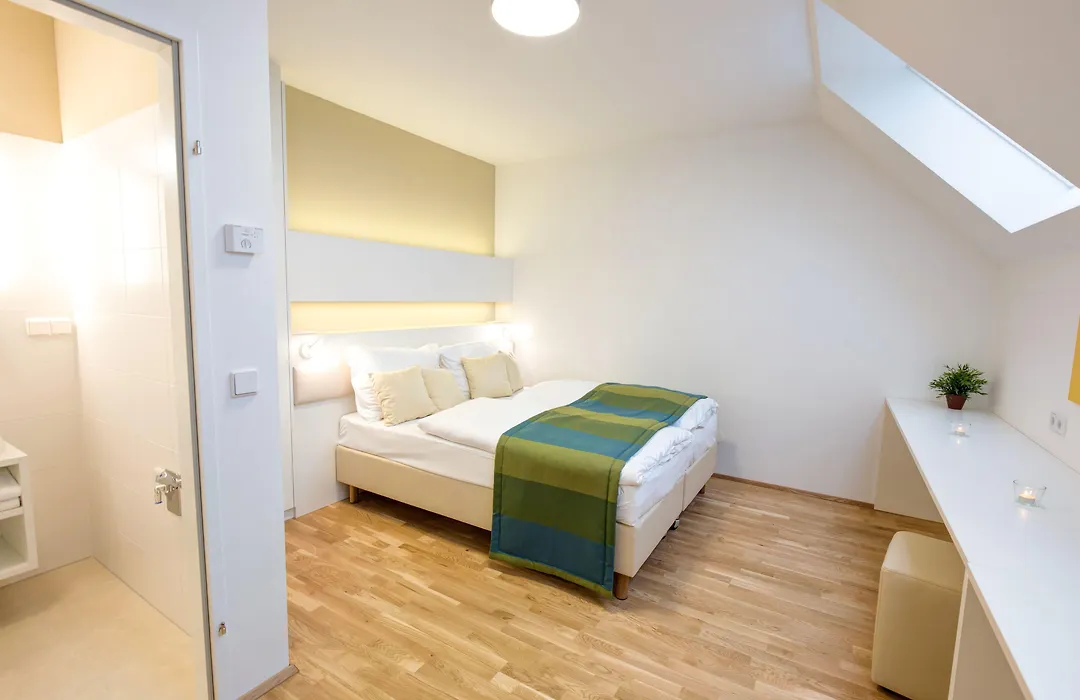Smart Apart Living - Wien Hauptbahnhof - self check-in-1