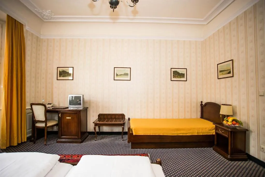 Hotel Atlanta-1