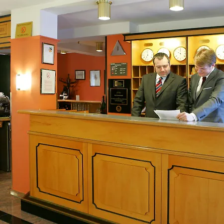 Caratart Hotel Bombolo Wien-2