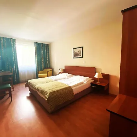 Caratart Hotel Bombolo Wien-3